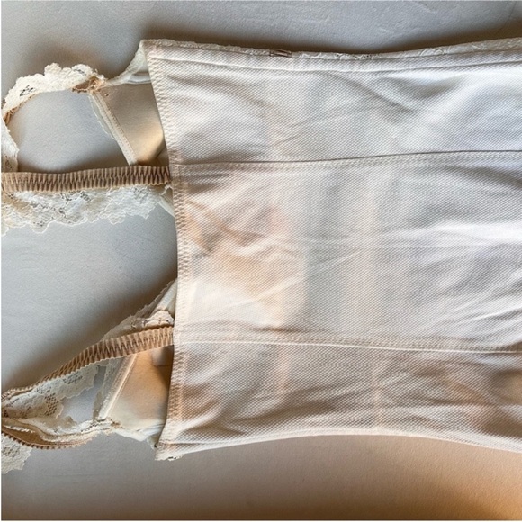 La PERLA Vintage Elegant Cream Lace Bustier - Picture 7 of 11